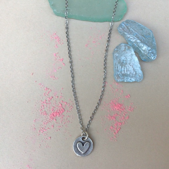 New Sundance Charm Heart Necklace - Picture 5 of 7